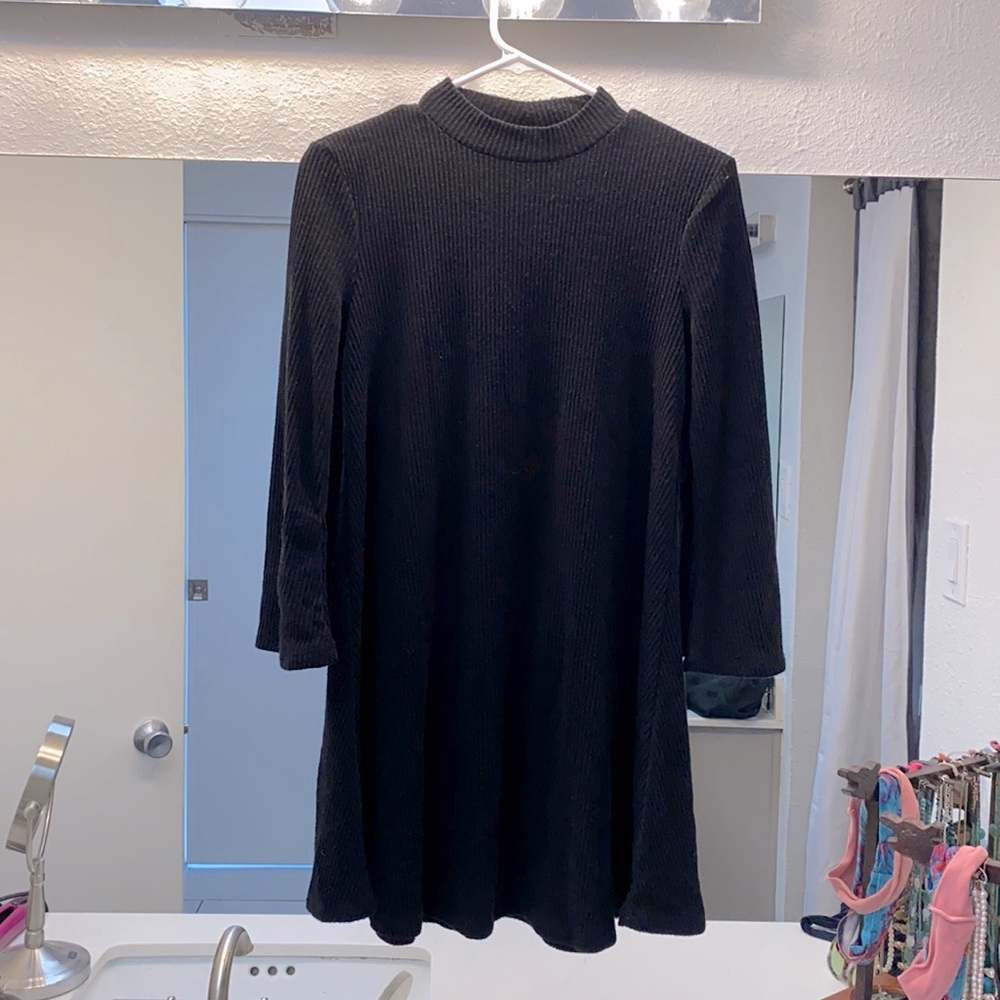 Long flowy sweater with petal sleeves